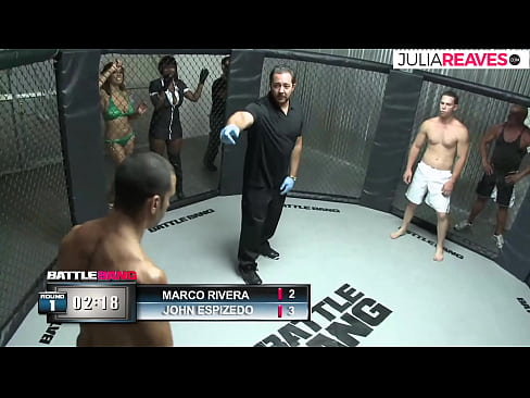 ❤️ Ultimate Fighter трахає номерну дівчину відразу після бою на рингу ☑ Порно-відео у нас ❌